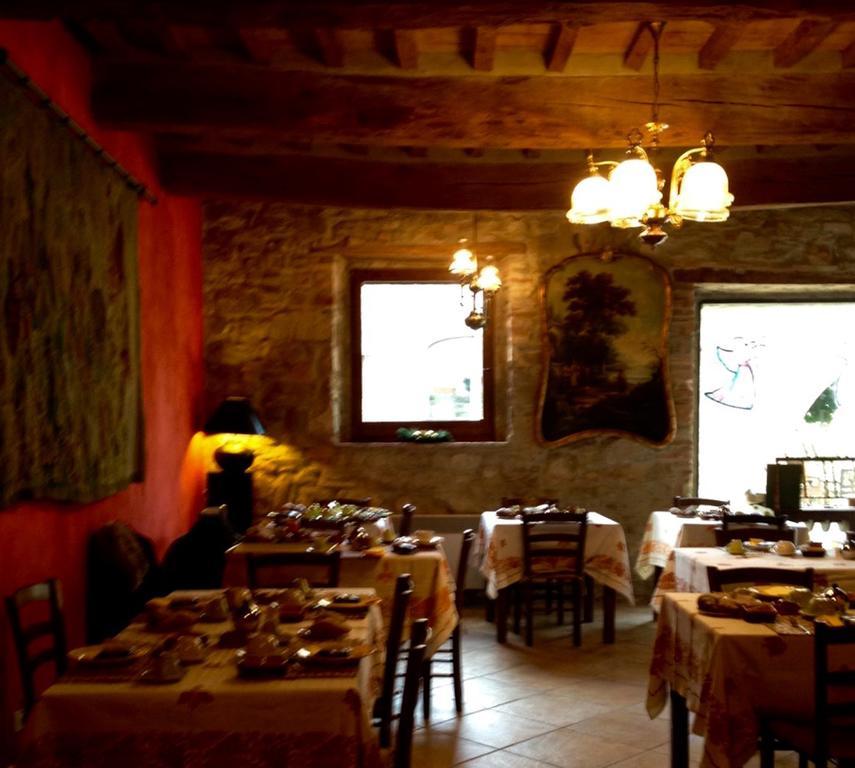 הוילה Monte Castello di Vibio Podere Le Corone מראה חיצוני תמונה